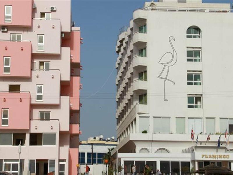 Mackenzie Beach Hotel Larnaca Esterno foto